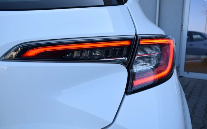 Toyota Corolla cena 73500 przebieg: 78304, rok produkcji 2021 z Boguchwała małe 254
